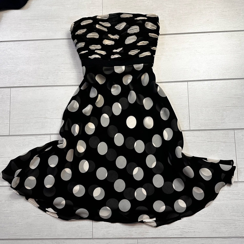 Ann Taylor Black and White Strapless Dress